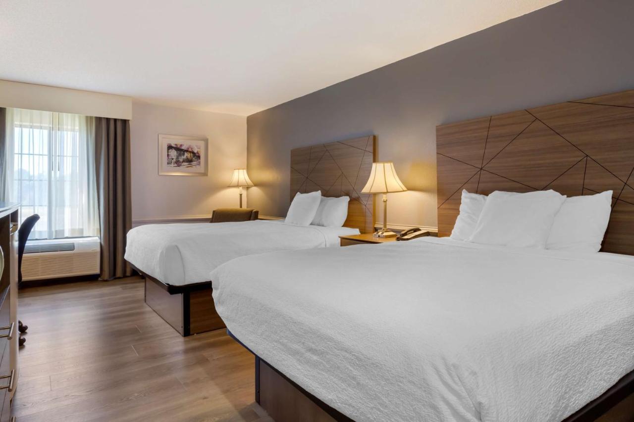 Best Western Plus South Hill Inn Екстериор снимка